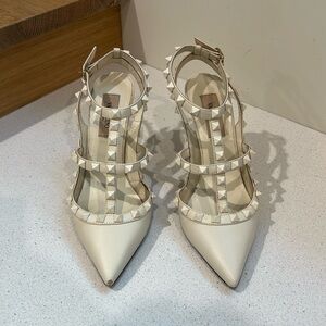 Valentino Garavani Rockstud Ankle Strap Pump w/ Tonal Studs in Size 36